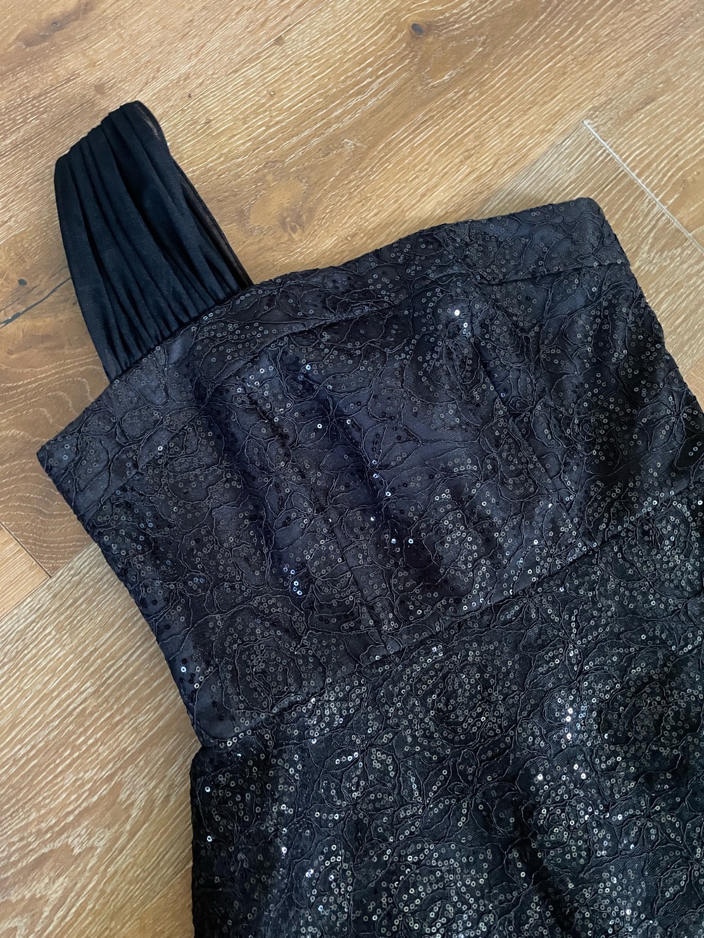 NWT Nora Noh Elegant One-Shoulder Gown Sequin Lace